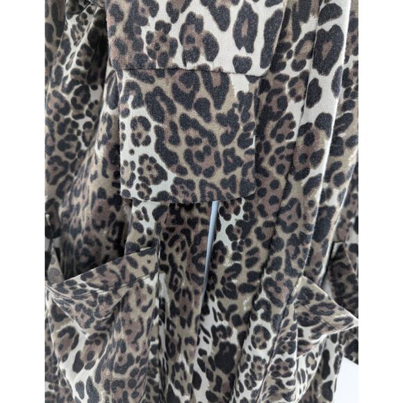 Sanctuary Duster Velvety Cheetah Print Camp Pocket Cardigan - Picture 6 of 10